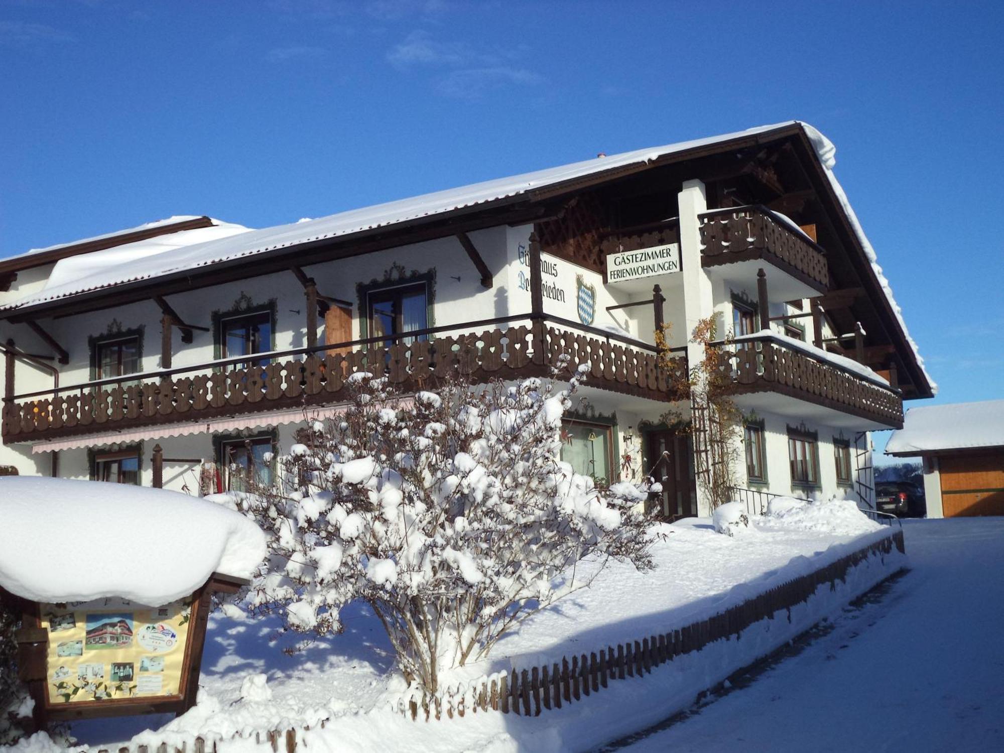Ferienwohnung Panorama im Gästehaus Bergfrieden Bayersoien Exterior foto
